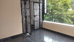 Room in 3 BHK Apartment at Jubilee Hills – for Rent