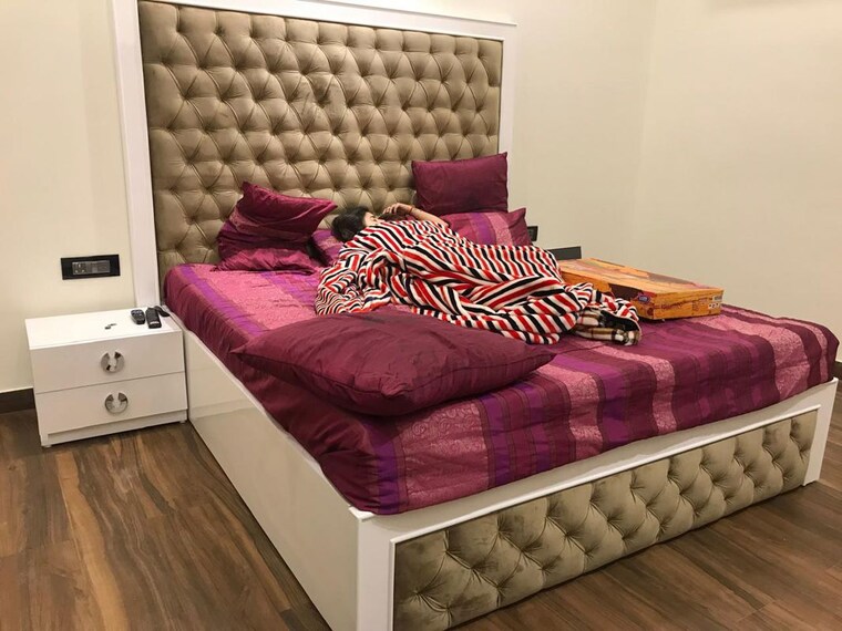 Bedroom, sushant lok iii 3 Bedroom 1750 Sq.Ft. Builder Floor In Sushant Lok Iii Gurgaon 10429925