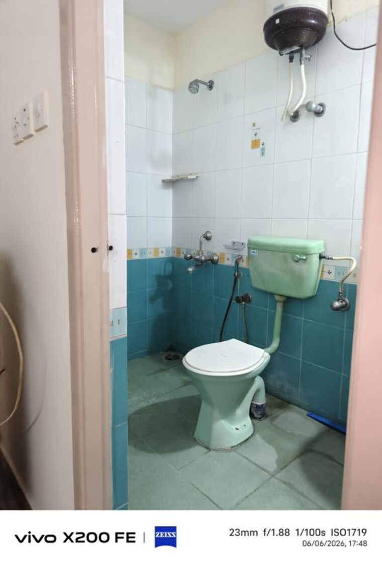 Bathroom, hometech-icon 2 Bedroom 1000 Sq.Ft. Apartment In Cv Raman Nagar Bangalore 10429929