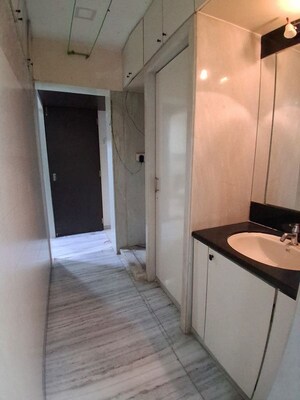 Bathroom in 2 BHK Apartment at Uma Sadan Chembur, Chembur – for Rent