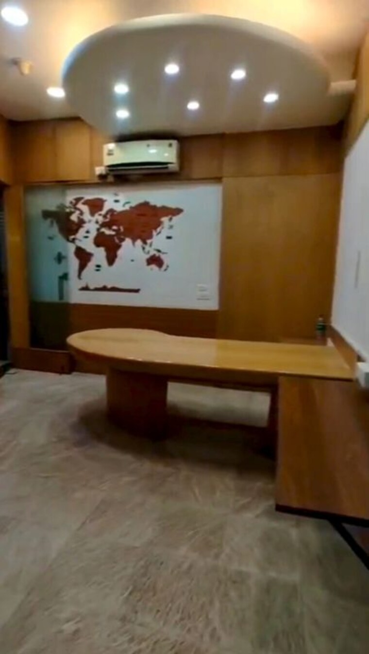 Team Area, borivali west Commercial Office Space 2000 Sq.Ft. In Borivali West Mumbai 10428756