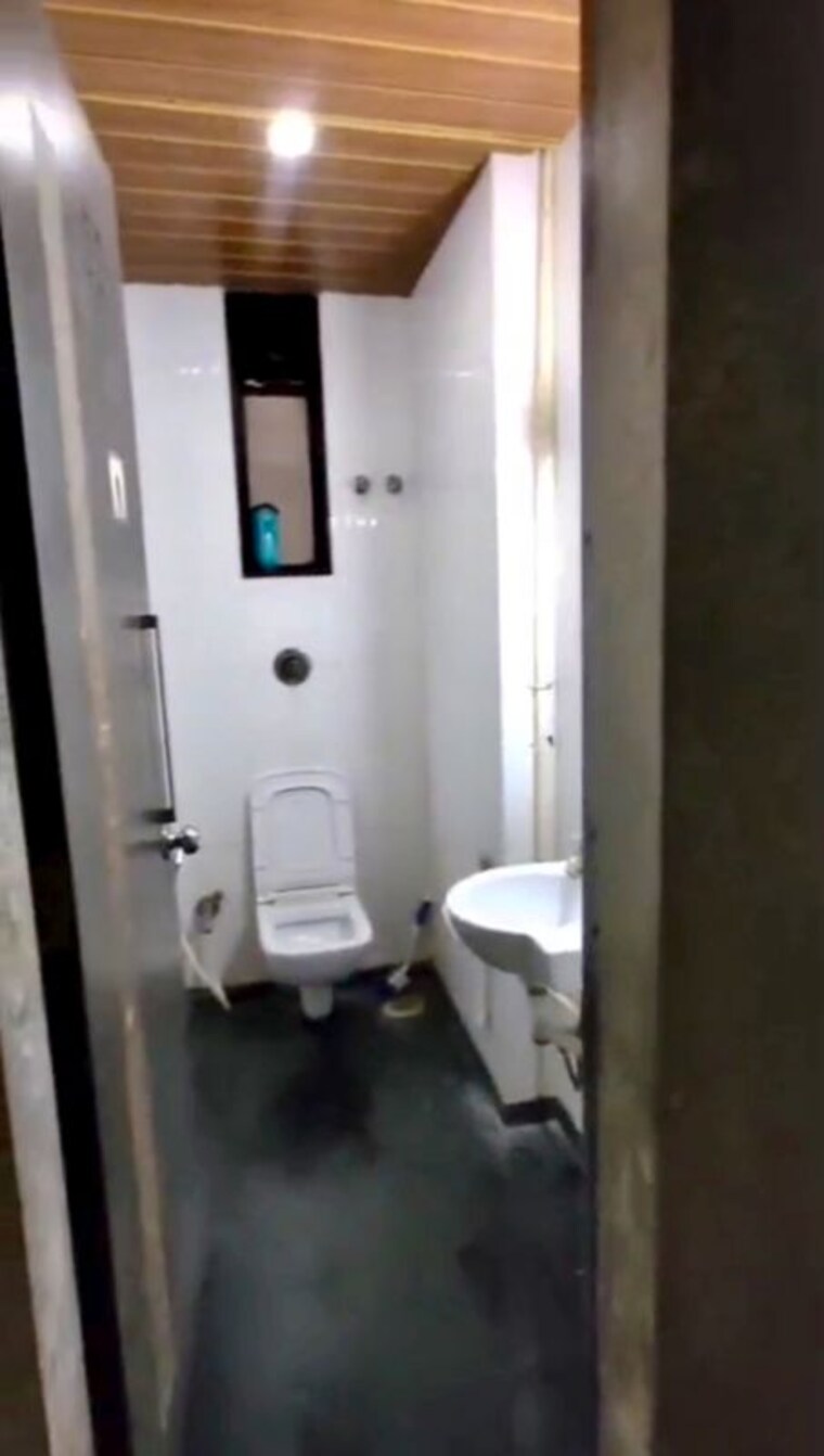 Bathroom, borivali west Commercial Office Space 2000 Sq.Ft. In Borivali West Mumbai 10428756