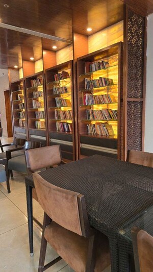 Furnished Amenities in 3 BHK Apartment at Landcraft Golf Links, Pandav Nagar – for Sale