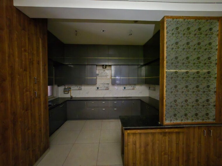 Kitchen, landcraft-golf-links 3 Bedroom 1315 Sq.Ft. Apartment In Pandav Nagar Ghaziabad 9001504