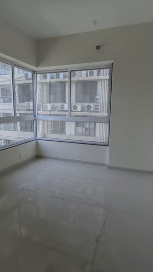 Room in 2 BHK Apartment at Triumph Omkareshwar CHS, Borivali East – for Rent