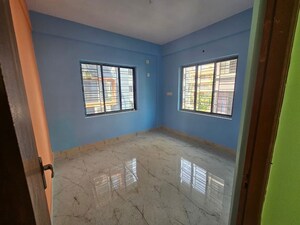 Room in 2 BHK Apartment at Rajarhat – for Rent