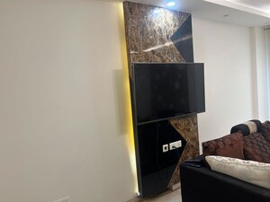 Furnished Amenities in 3.5 BHK Builder Floor at Ansal Sushant Lok I, Sector 43 – for Rent