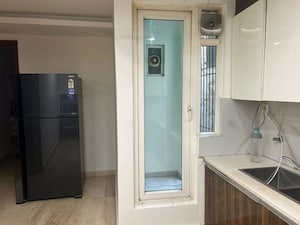 Building Lobby in 3.5 BHK Builder Floor at Ansal Sushant Lok I, Sector 43 – for Rent