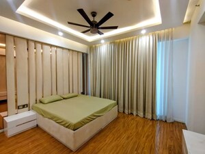 Bedroom in 4 BHK Apartment at DLF The Crest, Sector 54 – for Rent
