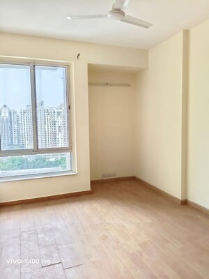 3 BHK Apartment For Rent in Unitech Fresco, Sector 50