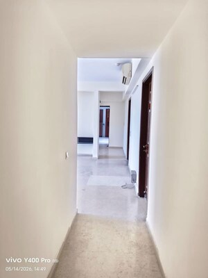 Building Lobby in 3 BHK Apartment at Unitech Fresco, Sector 50 – for Rent