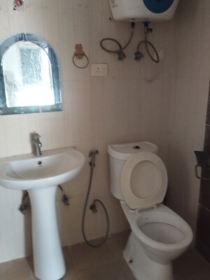 Bathroom in 2.5 BHK Apartment at Supertech Cape Town, Sector 74 – for Rent