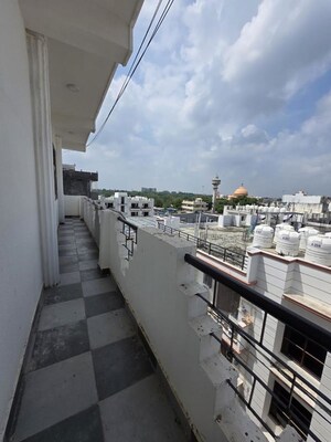 Balcony in 1 BHK Builder Floor at Chattarpur – for Rent