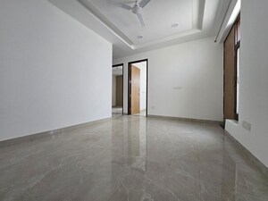 Room in 1 BHK Builder Floor at Chattarpur – for Rent