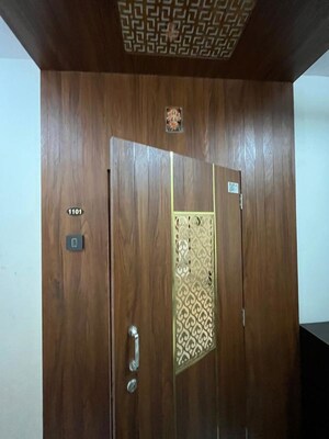 Furnished Amenities in 1 BHK Apartment at Kharghar – for Rent
