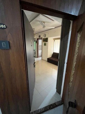 Furnished Amenities in 1 BHK Apartment at Kharghar – for Rent