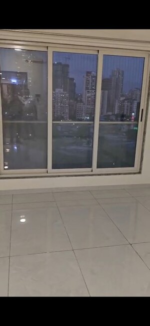 Bedroom in 2.5 BHK Apartment at Bharat Arize, Goregaon West – for Rent