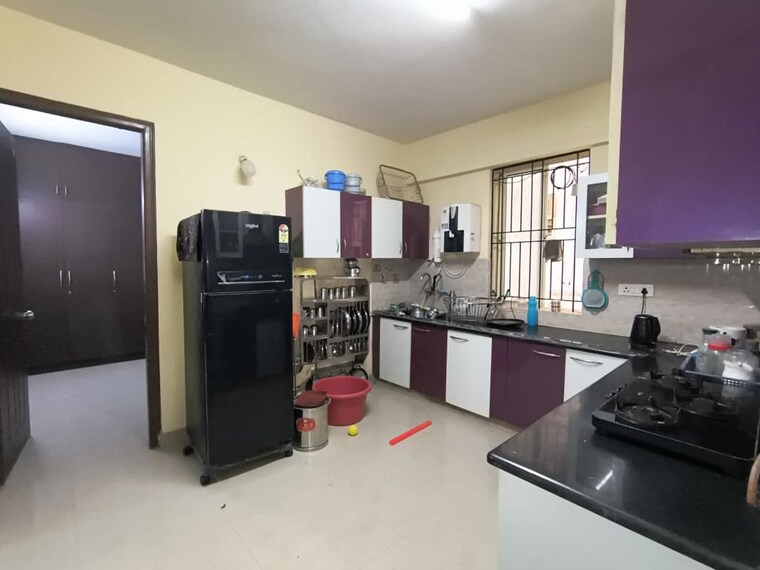 Kitchen, s-balan-meenakshi-classic 3 Bedroom 1850 Sq.Ft. Apartment In Hsr Layout Bangalore 10430094
