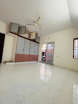 Room in 3 BHK Builder Floor at Aashrayaa Ruby, Kodichikkanahalli – for Rent