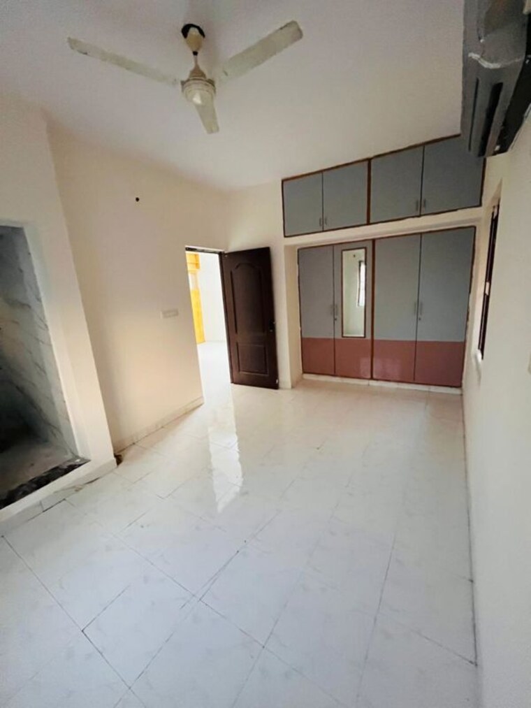Room, aashrayaa-ruby 3 Bedroom 1800 Sq.Ft. Builder Floor In Kodichikkanahalli Bangalore 10430101