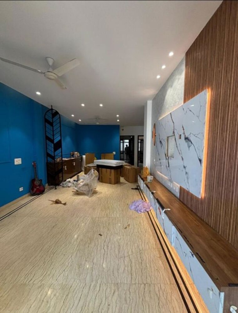 Kitchen, greater kailash part 3 3 Bedroom 217 Sq.Yd. Builder Floor In Greater Kailash Part 3 Delhi 10430117