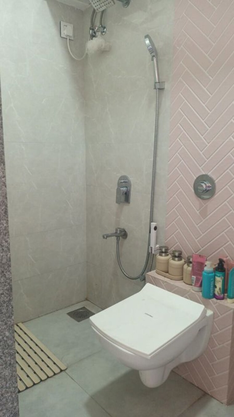 Bathroom, charkop gaon 1 Bedroom 407 Sq.Ft. Apartment In Charkop Gaon Mumbai 10430124
