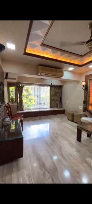 Kitchen in 3 BHK Apartment at Gajanan CHS, Kandivali West – for Rent