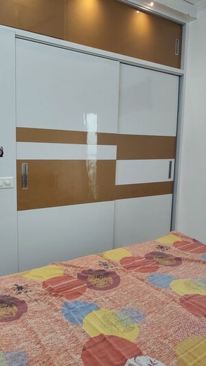 Room in 3 BHK Apartment at Gaurs Siddhartham, Siddharth Vihar – for Rent