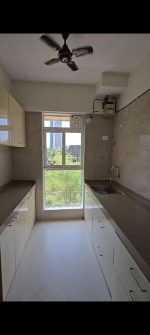 Kitchen in 1.5 BHK Apartment at Dosti Oro 67, Kandivali West – for Rent