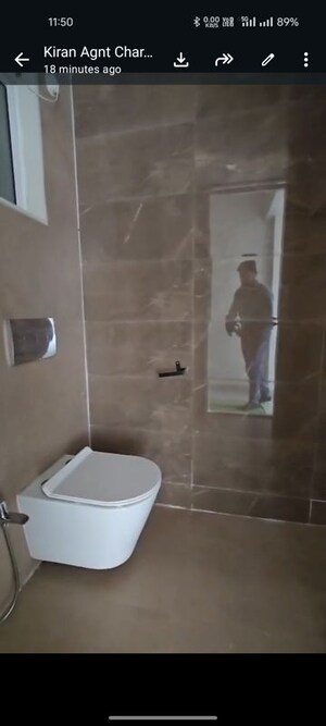 Bathroom in 1.5 BHK Apartment at Dosti Oro 67, Kandivali West – for Rent