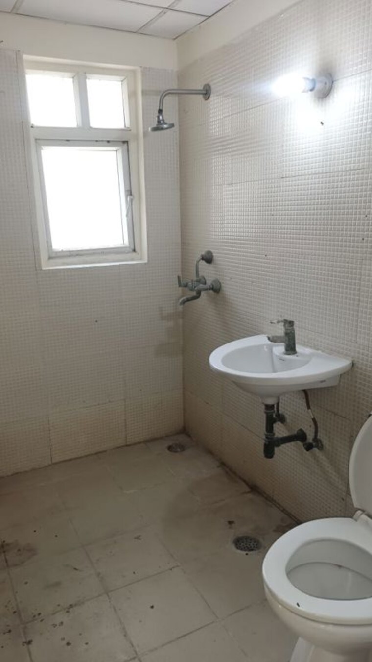 Bathroom, aditya-urban-casa 2 Bedroom 1074 Sq.Ft. Apartment In Sector 78 Noida 10430173