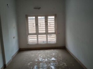 Room in 6 BHK Builder Floor at New Alipore – for Sale