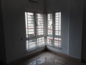 Room in 6 BHK Builder Floor at New Alipore – for Sale