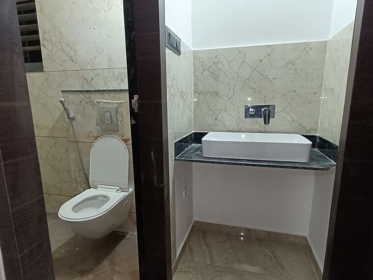 Bathroom, cosmo-suvidhi-apartment 2 Bedroom 900 Sq.Ft. Apartment In Yerawada Pune 10430175