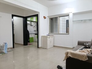 Living Room in 2 BHK Apartment at Tingre Nagar – for Rent