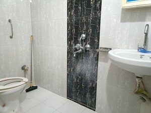 Attached Bathroom in 2 BHK Apartment at Tingre Nagar – for Rent