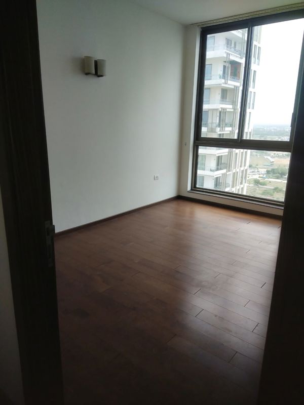 2.5 BHK + Study Room 1020 Sq.Ft. Apartment in Emaar Emerald Estate