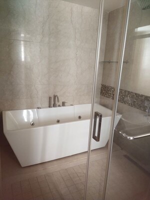Bathroom in 3.5 BHK Apartment at Emaar Emerald Estate, Sector 65 – for Rent