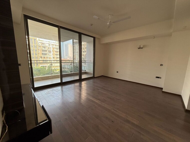 Room, emaar-emerald-estate 3.5 Bedroom 1400 Sq.Ft. Apartment In Sector 65 Gurgaon 10430224