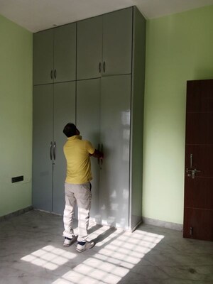 Bathroom in 3 BHK Builder Floor at Sector 18 – for Rent