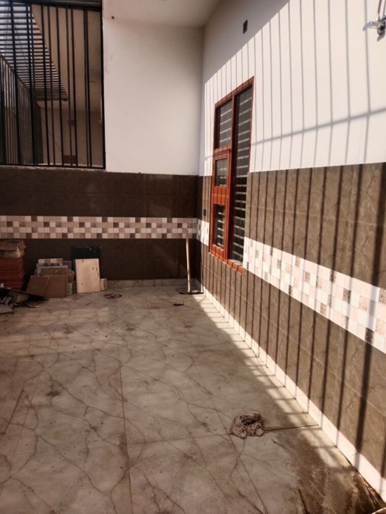 Balcony, sector 18 3 Bedroom 1873 Sq.Ft. Builder Floor In Sector 18 Panipat 10430272