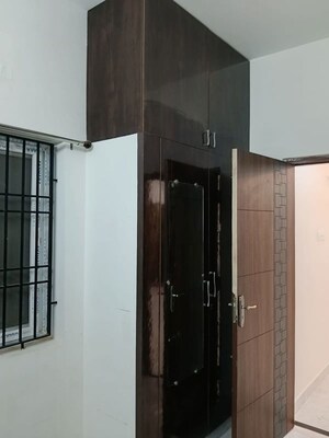 Furnished Amenities in 2 BHK Apartment at Sithalapakkam – for Rent
