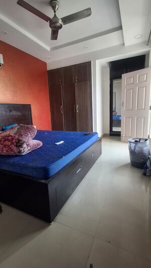 Bedroom in 2.5 BHK Apartment at Aims Golf City, Sector 75 – for Rent