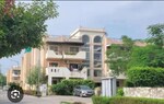 3 BHK + Servant Room 275 Sq.Yd. Builder Floor in BPTP Park 81