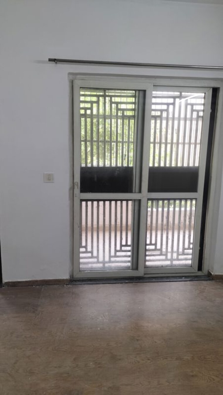 Room, bptp-park-81 3 Bedroom 275 Sq.Yd. Builder Floor In Sector 81 Faridabad 10430294