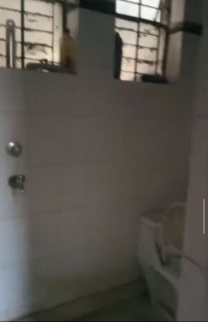 Room in 3 BHK Independent House at E Block Shastri Nagar – for Rent