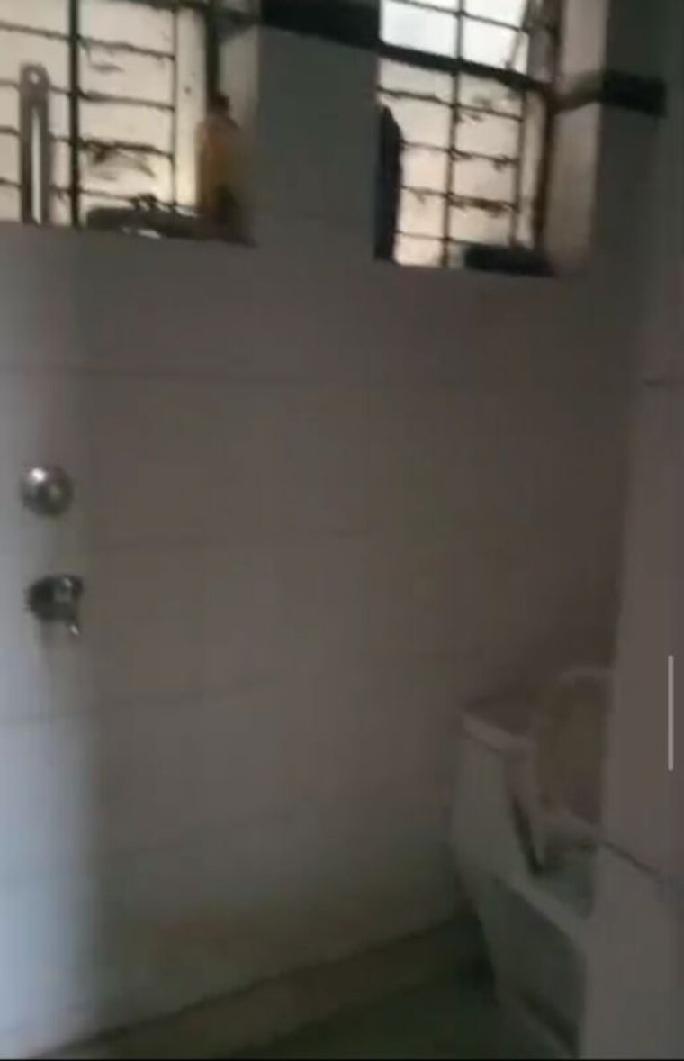 Room, e block shastri nagar 3 Bedroom 1944 Sq.Ft. Independent House In E Block Shastri Nagar Ghaziabad 10430296