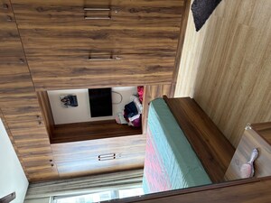 Room in 2 BHK Apartment at Aurum Q Residences, Ghansoli – for Sale