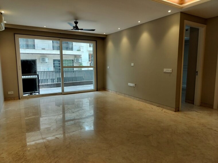 Room, greater kailash part 3 3 Bedroom 217 Sq.Yd. Builder Floor In Greater Kailash Part 3 Delhi 10430325