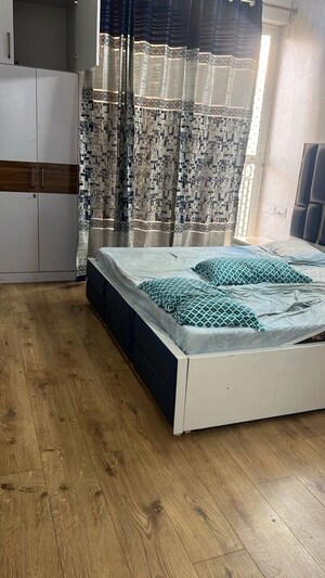 2 BHK Apartment For Rent in Prateek Grand Carnesia, Siddharth Vihar